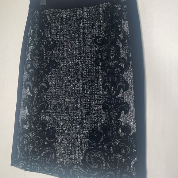Diane Von furstenburg black wool sz 2 skirt - Picture 2 of 5